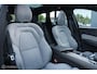 Volvo XC60 2.0 T8 Plug-in hybrid AWD Inscription Exclusive | Luchtvering | Bowers & Wilkens | 21 Inch | ACC | HUD | Pano | Trekhaak | Tailored Wool | Stoel en Stuurwielverw. | Google Infotainment