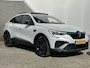 Renault Arkana 1.6 E-Tech hybrid 145 techno RS Line / Schuif-kanteldak / Elektrisch verstelbare stoelen / Trekhaak / Navigatie / Camera / Cruise control.
