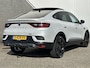 Renault Arkana 1.6 E-Tech hybrid 145 techno RS Line / Schuif-kanteldak / Elektrisch verstelbare stoelen / Trekhaak / Navigatie / Camera / Cruise control.