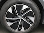 Volkswagen ID.5 Pro 77 kWh 174 PK| Navigatie | Panoramadak | Elektrische Voorstoelen Met Geheugen | 360 Camera | Parkeersensoren | Stoelverwarming | Stuurwielverwarming