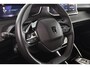 Peugeot 208 1.2 Hybrid 110 e-DCS6 Allure Apple CarPlay Climate Control Parkeersensoren