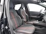 Renault Captur 1.6 E-Tech Plug-in Hybrid 160 R.S. Line | Trekhaak | Rondomzicht camera | Climate control | Stoelverwarming | Navgatie | Adaptive cruise control |