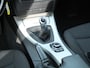 BMW 3-Serie 320i Business Line | Trekhaak | 18 inch