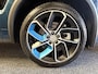 Lynk & Co 01 1.5 MY 2023 ZWARTE HEMEL 360 CAMERA ADAPTIVE CRUISE CONTROL PANORAMA SCHUIF/KANTELDAK APPLE CARPLAY/ANDROID RIJSTROOKSENSOREN ZEER MOOI !!