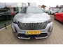 Peugeot 2008 1.2 Hybrid 136 Allure NAVI CLIMA CRUISE KEYLESS PDC V+A RIJKLAARPRIJS!