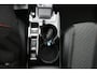 Peugeot 2008 1.2 Hybrid 136 Allure NAVI CLIMA CRUISE KEYLESS PDC V+A RIJKLAARPRIJS!
