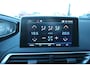 Peugeot 3008 1.2 PureTech Allure AUTOMAAT NAVI CAMERA STOELVERW TREKHAAK CRUISE PDC V+A RIJKLAARPRIJS!!