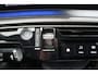 Peugeot 3008 1.2 Hybrid 136 Allure NAVI CAMERA KEYLESS RIJKLAARPRIJS!!