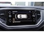 Volkswagen T-Roc 1.5 TSI 150PK! Automaat Style BJ2021 Lmv 17" | Led | Pdc | Afneembare trekhaak | Achteruitrijcamera | App-Connect | Navi | Climate control | Cruise control | Extra getint glas