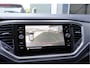 Volkswagen T-Roc 1.5 TSI 150PK! Automaat Style BJ2021 Lmv 17" | Led | Pdc | Afneembare trekhaak | Achteruitrijcamera | App-Connect | Navi | Climate control | Cruise control | Extra getint glas