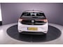 Volkswagen ID.3 Pure Oranje Edition 170pk Automaat Adaptive cruise control, Achteruitrijcamera, Navigatie, LED koplampen, Stuurwiel verwarmd, Parkeersensoren, App connect