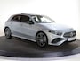 Mercedes-Benz A-klasse 180 Business Solution AMG | Trekhaak | Panoramaschuifdak | AMG Line Plus pakket |  19”AMG-velgen | Head-up display | Dodehoekassistent |