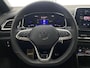 Volkswagen T-Roc 1.5 TSI R-Line Edition Automaat | Wireless CarPlay | Trekhaak | Ergo Active | Navi | Camera | ACC |