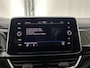Volkswagen T-Roc 1.5 TSI R-Line Edition Automaat | Wireless CarPlay | Trekhaak | Ergo Active | Navi | Camera | ACC |