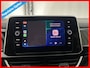 Volkswagen T-Roc 1.5 TSI R-Line Edition Automaat | Wireless CarPlay | Trekhaak | Ergo Active | Navi | Camera | ACC |