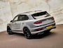 Bentley Bentayga 4.0 V8 First Edition, NL-auto, Naim, pano, 22", HUD, memory, massage, stl.ventilatie, keyless, ACC, privacy, nachtzicht, dynamic ride, NP312k
