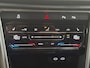 Volkswagen T-Roc 1.0 TSI Life | NAVIGATIE | PARKEERSENSOREN VOOR-EN ACHTER | CLIMATE CONTROL