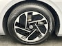 Volkswagen ID.3 Pro Business 204pk Automaat Adaptive cruise control, Navigatie, Achteruitrijcamera, LED matrix koplampen, Stoelverwarming, Parkeersensoren, App connect