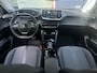 Peugeot 208 1.2 PureTech Allure Pack | Adaptive Cruise Control | Parkeercamera/-sensoren | Keyless Start | Apple Carplay/Android Auto | Climate Control | i-Cockpit | Navigatie | DAB | Full LED | Dealer Onderhouden |
