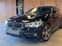 BMW 1-Serie 118i High Executive / Stoelverwarming / Led / LM velgen / Automaat