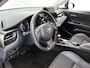 Toyota C-HR / C-HR+ 1.8 Hybrid Dynamic | Dealer Onderhouden | Trekhaak afneembaar | Apple CarPlay/Android Auto | Navigatie | Parkeersensoren Voor+Achter | Cruise Control Adaptive | Achteruitrijcamera |