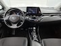 Toyota C-HR / C-HR+ 1.8 Hybrid Dynamic | Dealer Onderhouden | Trekhaak afneembaar | Apple CarPlay/Android Auto | Navigatie | Parkeersensoren Voor+Achter | Cruise Control Adaptive | Achteruitrijcamera |