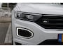 Volkswagen T-Roc 1.5 TSI 150pk Sport Business R DSG Automaat / Navigatie / Camera / LM 18  inch / LED / App / Keyless / Virtual Cockpit / Parkeersensoren
