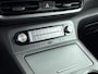 Hyundai Kona Electric EV Fashion 64 kWh | SoH 97% | Stoel + stuurverwarming | Warmtepomp | WLTP 484km | Navigatie |