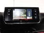 Peugeot 2008 130PK GT | 1ste eigenaar | Dodehoekdetectie | Navigatie | AUTOMAAT | AppleCarplay/AndroidAuto | Schuifkanteldak | 18"LMV | Camera | Keyless | Cruise Control | Climate Control | Camera | FULL LED | Sfeerverlichting | Isofix | Privacy Glass |