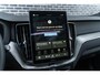 Volvo XC60 T8 Plug-in hybrid AWD Ultra Dark Exec. Ed. | Bowers & Wilkins | Luchtvering | Stoelmassage & Ventilatie | Gelaagd glas | Head-up Display | 22'' |