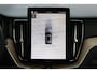 Volvo XC60 T6 Plug-in hybrid AWD Plus Dark | Head-up display | All-season banden | Adaptive Cruise & Pilot Assist | Panoramisch Schuif-/Kanteldak | 360-Camera | Harman Kardon Premium Audio | Draadloze Telefoonlader