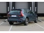 Volvo XC60 T6 Plug-in hybrid AWD Plus Dark | Head-up display | All-season banden | Adaptive Cruise & Pilot Assist | Panoramisch Schuif-/Kanteldak | 360-Camera | Harman Kardon Premium Audio | Draadloze Telefoonlader