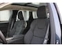 Volvo XC60 T6 Plug-in hybrid AWD Plus Dark | Head-up display | All-season banden | Adaptive Cruise & Pilot Assist | Panoramisch Schuif-/Kanteldak | 360-Camera | Harman Kardon Premium Audio | Draadloze Telefoonlader