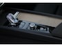 Volvo XC60 T6 Plug-in hybrid AWD Plus Dark | Head-up display | All-season banden | Adaptive Cruise & Pilot Assist | Panoramisch Schuif-/Kanteldak | 360-Camera | Harman Kardon Premium Audio | Draadloze Telefoonlader