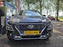 Hyundai Kona 1.0T Comfort | Navigatie via Apple Carplay | Climate Control | Parkeersensoren + Camera | Cruise Control