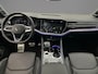 Volkswagen Touareg R 3.0 TSI eHybrid 462pk Tiptronic Trekhaak, Luchtvering, Head up display, DYN audio, Lederen bekleding, Panoramadak, Adaptive cruise control