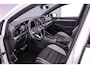 Volkswagen Golf GTE 1.5 TSI eHybrid 272pk DSG Automaat Trekhaak, Lederen bekleding, Panoramadak, Black Style, LED matrix koplampen, Adaptive cruise control