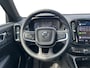 Volvo XC40 B4 Plus Dark | Harman Kardon | Elektrische stoelen met memory | Stoel & Stuurverwarming | Voorruitverwarming |