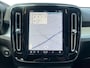 Volvo XC40 B4 Plus Dark | Harman Kardon | Elektrische stoelen met memory | Stoel & Stuurverwarming | Voorruitverwarming |