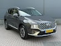 Hyundai Santa Fe 1.6 T-GDI HEV Comfort Smart / Dealer Onderhouden / Trekhaak / 1650 KG Trekgewicht / Stoel Verwarming / Elektrische Stoelen / Achteruitrij Camera / Apple Carplay & Android Auto /