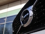 Volvo XC40 1.5 T5 Recharge R-Design | Trekhaak | Memory | 360 camera | Vos geleverd & onderhouden | Lava orange interieur