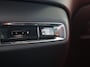 Volvo XC40 1.5 T5 Recharge R-Design | Trekhaak | Memory | 360 camera | Vos geleverd & onderhouden | Lava orange interieur