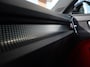 Volvo XC40 1.5 T5 Recharge R-Design | Trekhaak | Memory | 360 camera | Vos geleverd & onderhouden | Lava orange interieur