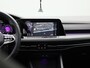 Volkswagen Golf 1.5 eTSI Aut. R-Line | Panoramadak | IQ Light | BlackStyle | Winterpakket | HeadUp Display | 18" Velgen |