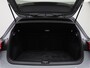 Volkswagen Golf 1.5 eTSI Aut. R-Line | Panoramadak | IQ Light | BlackStyle | Winterpakket | HeadUp Display | 18" Velgen |