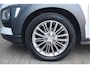 Hyundai Kona 1.0T Premium | Camera | Trekhaak | Cruise control | Climate control