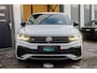 Volkswagen Tiguan 2.0 TSI 4Motion R-LINE | PANORAMADAK | 360 CAMERA | HEAD-UP | SFEERVERLICHTING | STUURVERWARMING | BOMVOLL!!