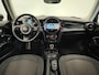 MINI Cooper 1.5 Business Edition 3-D LED Navi 8.8 inch Cruise DAB+ Airco Zwart Dak