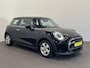 MINI Cooper 1.5 Business Edition 3-D LED Navi 8.8 inch Cruise DAB+ Airco Zwart Dak