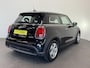 MINI Cooper 1.5 Business Edition 3-D LED Navi 8.8 inch Cruise DAB+ Airco Zwart Dak